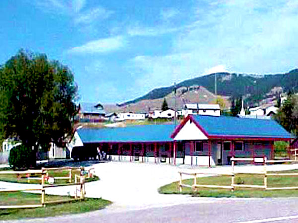 The Inn at Philipsburg & RV Park ✯ Access Maintained All Year Round