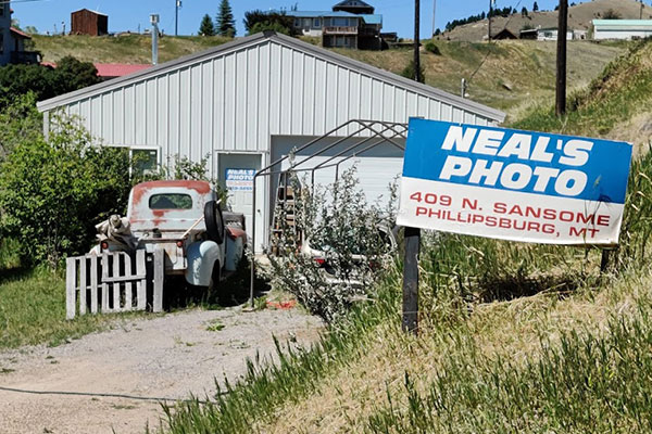 Neal's Photo ✯ Best Camera Store in the Country